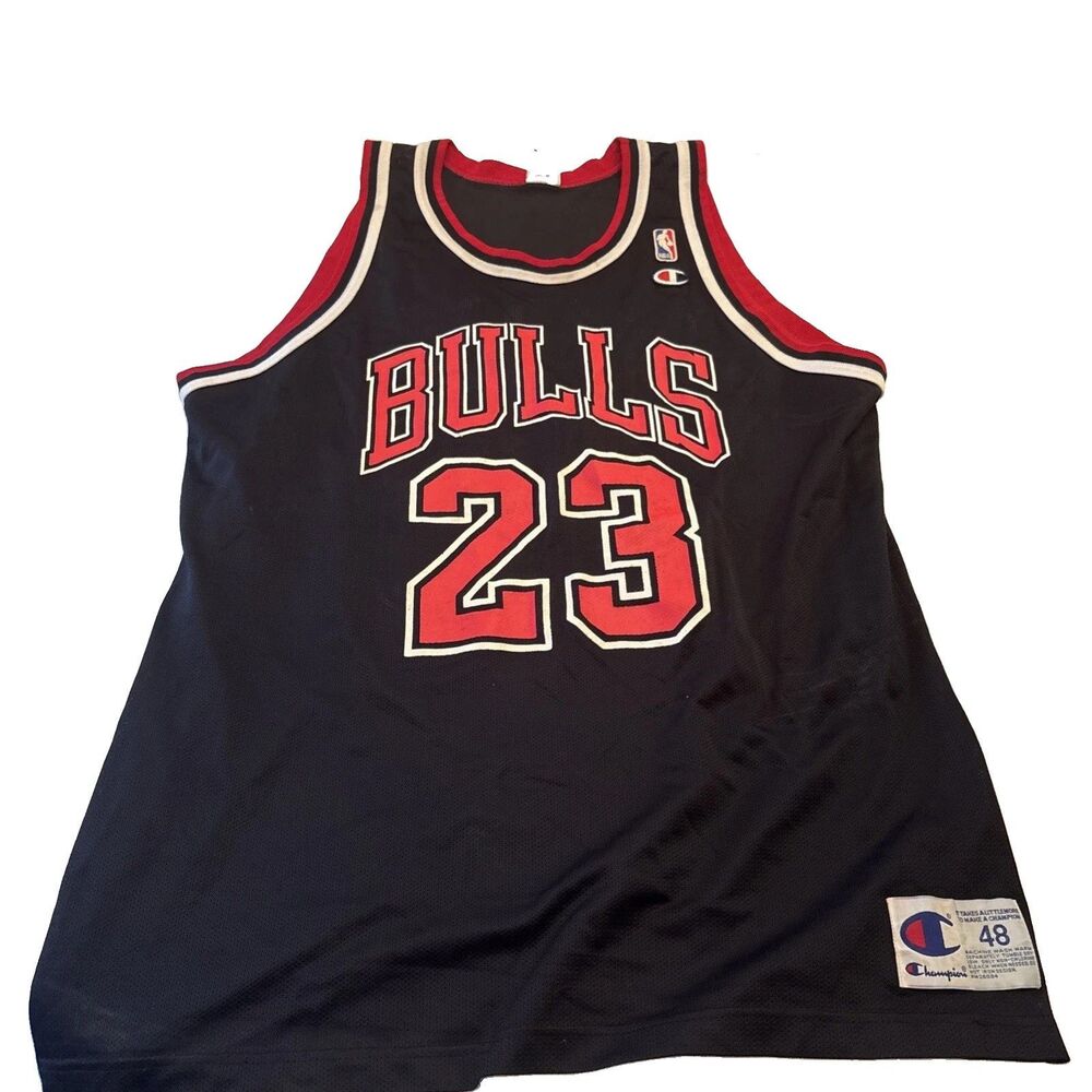 100% Authentic Michael Jordan Vintage Champion Bulls Reversible Jersey Size 48
